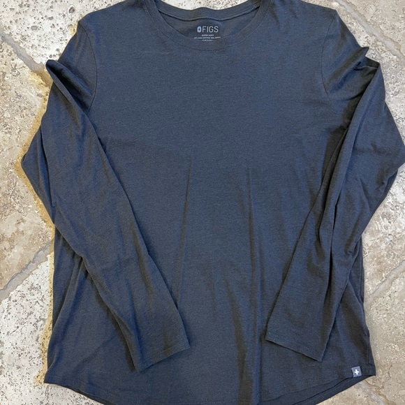 Figs Women’s ‘Supersoft Longsleeve Underscrub’ - Picture 1 of 3
